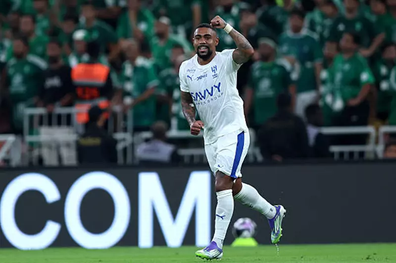 مالكوم نجم الهلال السعودي